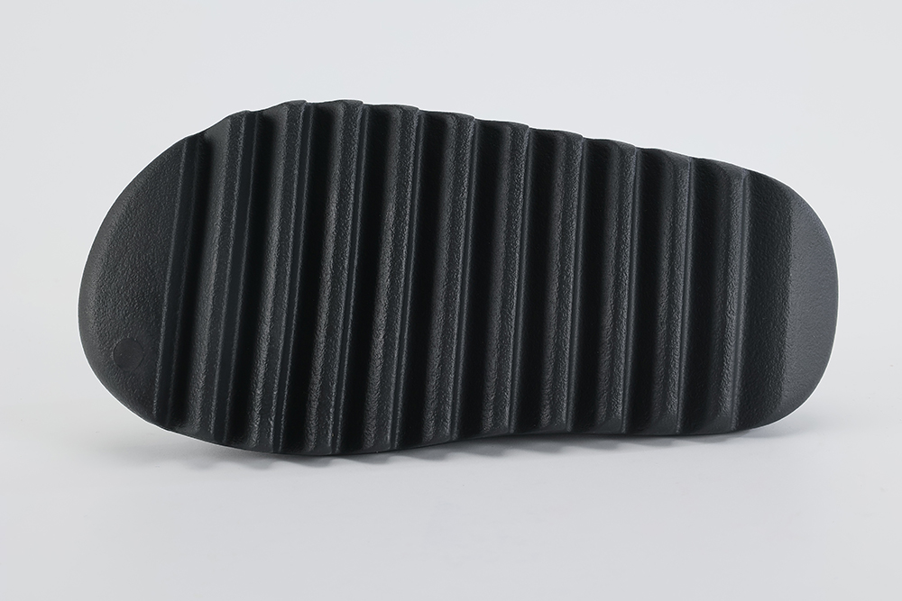 Yeezy Slides 'Onyx' Replica