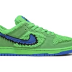 Grateful Dead x Dunk Low SB Green Bear