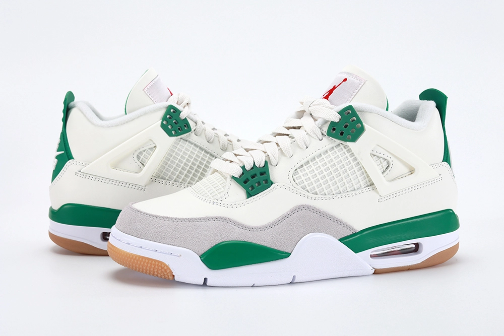 NK SB x Air Jordan 4 Retro 'Pine Green' replica