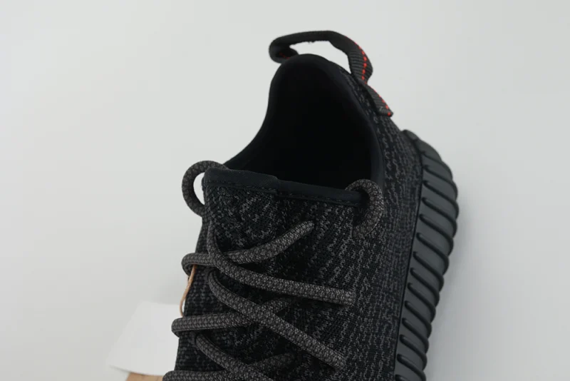 Yeezy Boost 350 'Pirate Black' 2022 Replica