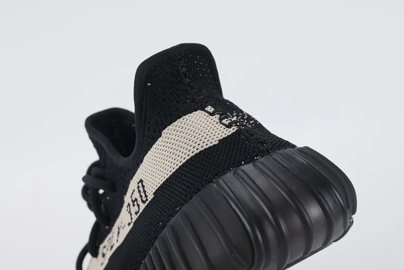 Yeezy Boost 350 V2 'Oreo' Replica