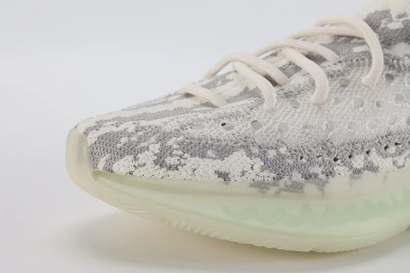 yeezy-boost-380-'alien'-replica