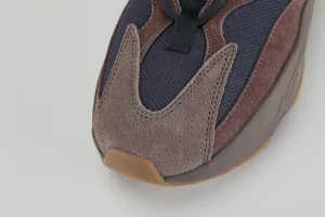 Yeezy Boost 700 Mauve Replica