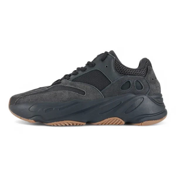 Yeezy Boost 700 Utility Black Replica