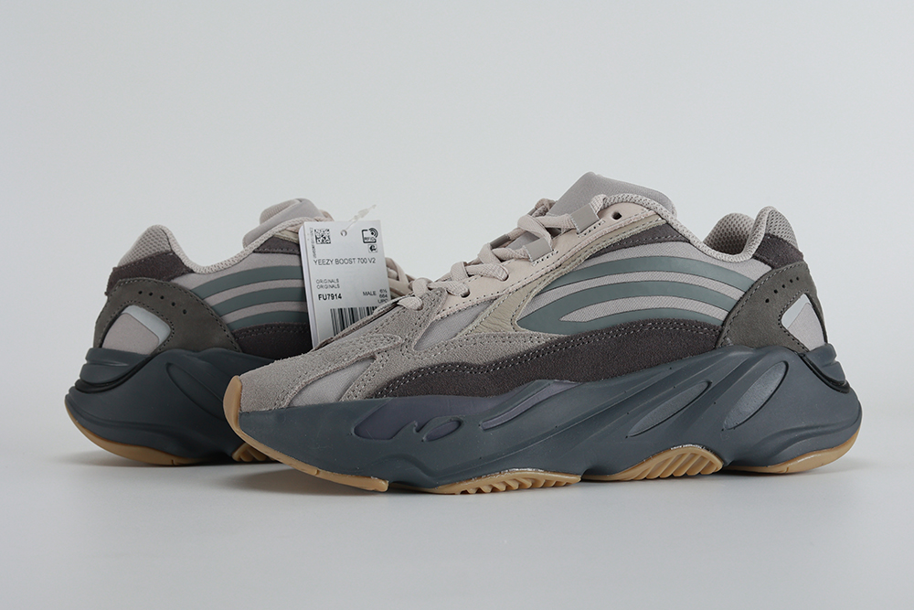 Yeezy Boost 700 V2 Tephra Replica