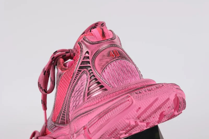 balenciaga-3xl-sneaker-pink-replica