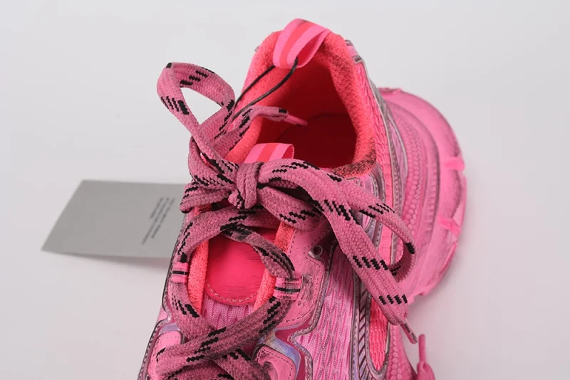 balenciaga-3xl-sneaker-pink-replica