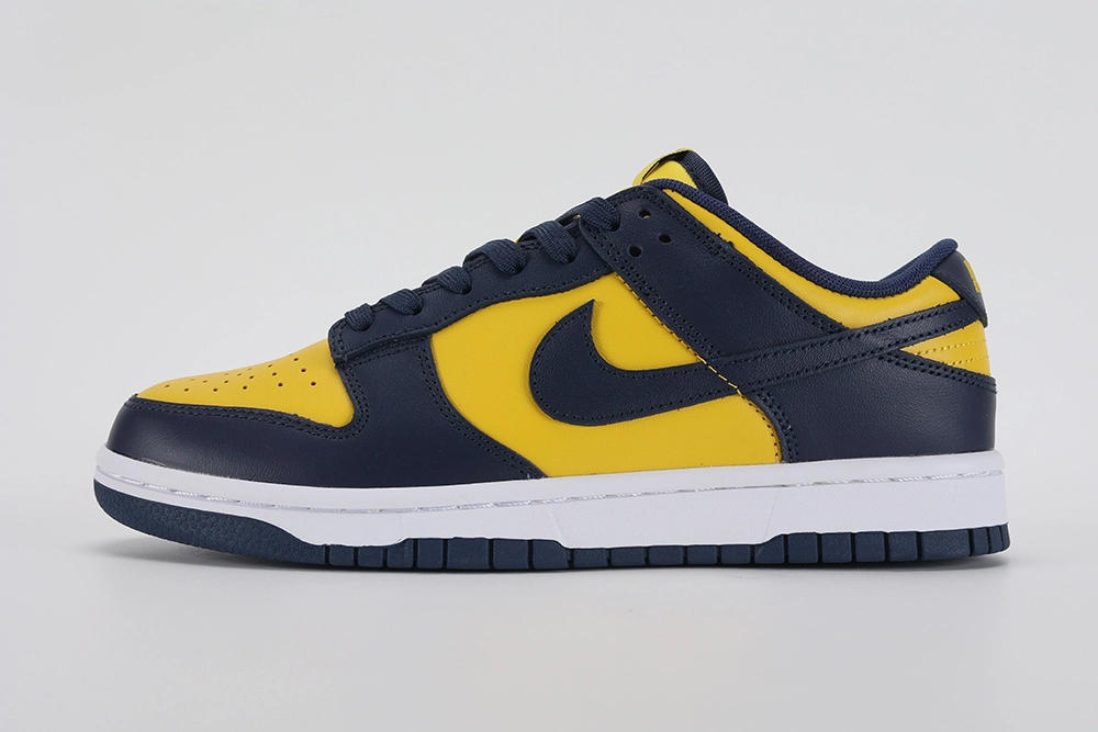 dunk-low-'michigan'-replica