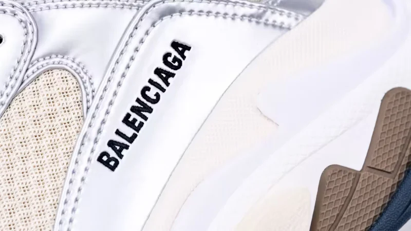 Balenciaga Triple s Beige Silver Replica