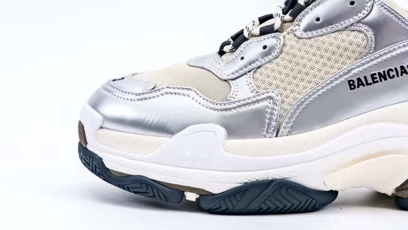 Balenciaga Triple s Beige Silver Replica