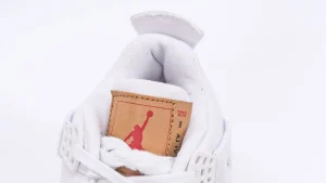 Air-Jordan-4-Le-White4
