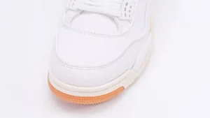 Air-Jordan-4-Le-White9