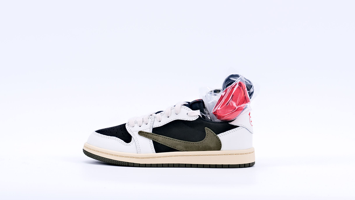 Travis Scott x Jordan 1 Low OG PS ‘Olive’ (child)