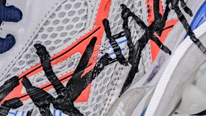 Runner Blue Red Graffiti Replica