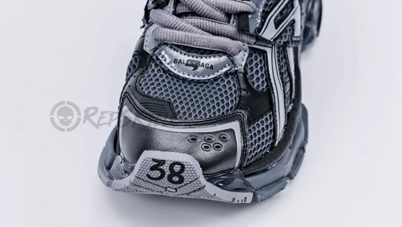 Runner Sneaker 'Dark Grey Black' Replica