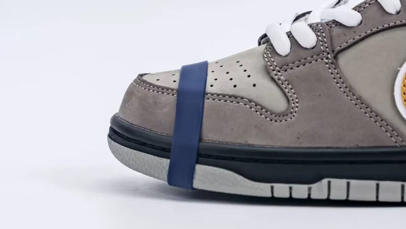 CONCEPTS x NK SB Dunk Low Grey Lobster Replica