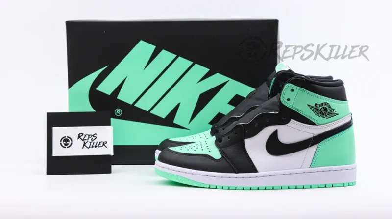 Jordan 1 Retro High OG "Green Glow"