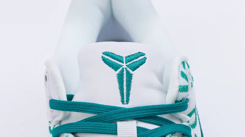 Kobe 8 Protro 'Radiant Emerald' Replica