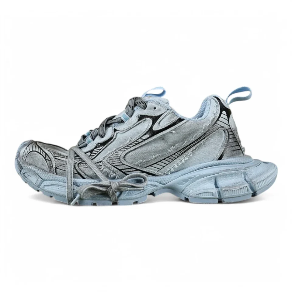 3xl in Light Blue Sneaker