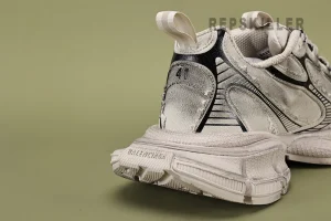 Balenciaga Sneakers 3XL Creamy White Destroyed Canvas Reps