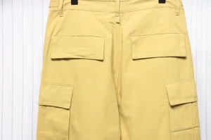 Spliced ​​Wide-Leg Distressed Jeans