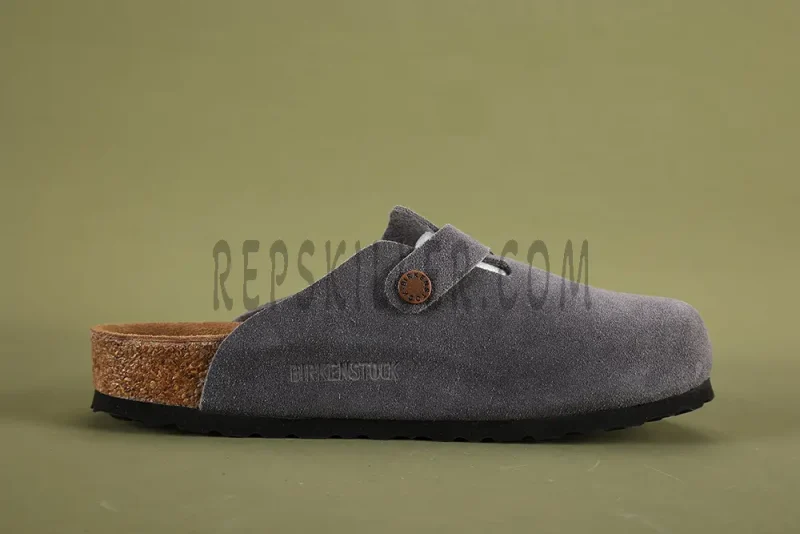 the right side of Boston Suede Leather Gray