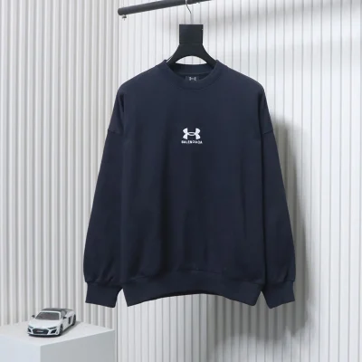 24Fw Embroidered Crew Neck Sweatshirt