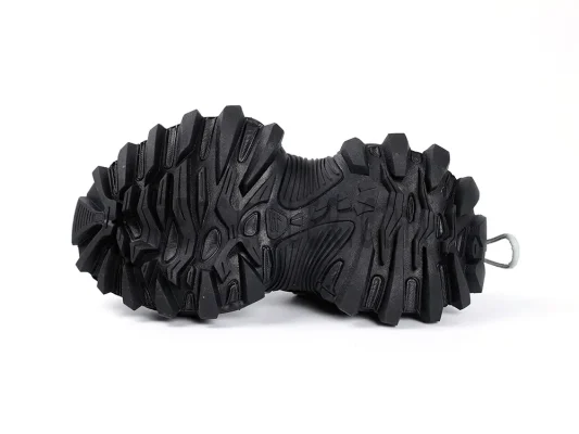 Men's Hike Sneaker in Black7