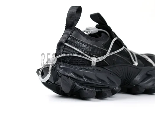 Men's Hike Sneaker in Black8