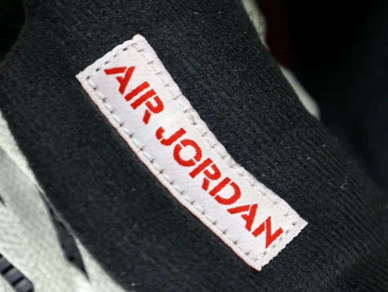 Jordan Air 5 Retro Black Metallic - Image 10