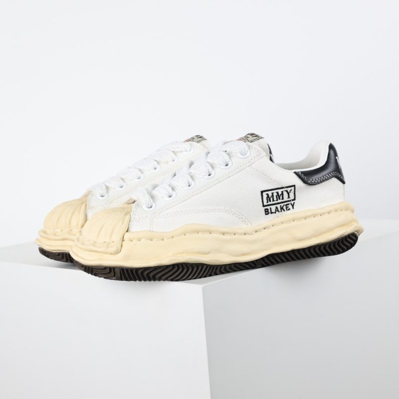 MMY/Maison MIHARA YASUHIRO Wayne Original Sole Leather Low Sneaker White upper and yellow bottom