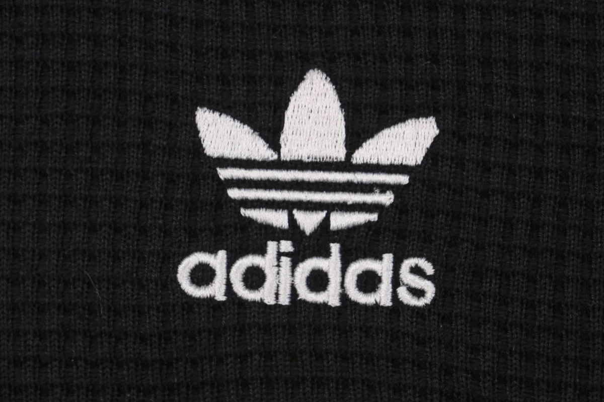 Adidas logo