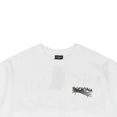 Balenciaga Double-B Graffiti Letter Print Short-Sleeve T-Shirt3.jpeg