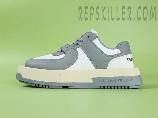 Shoe side