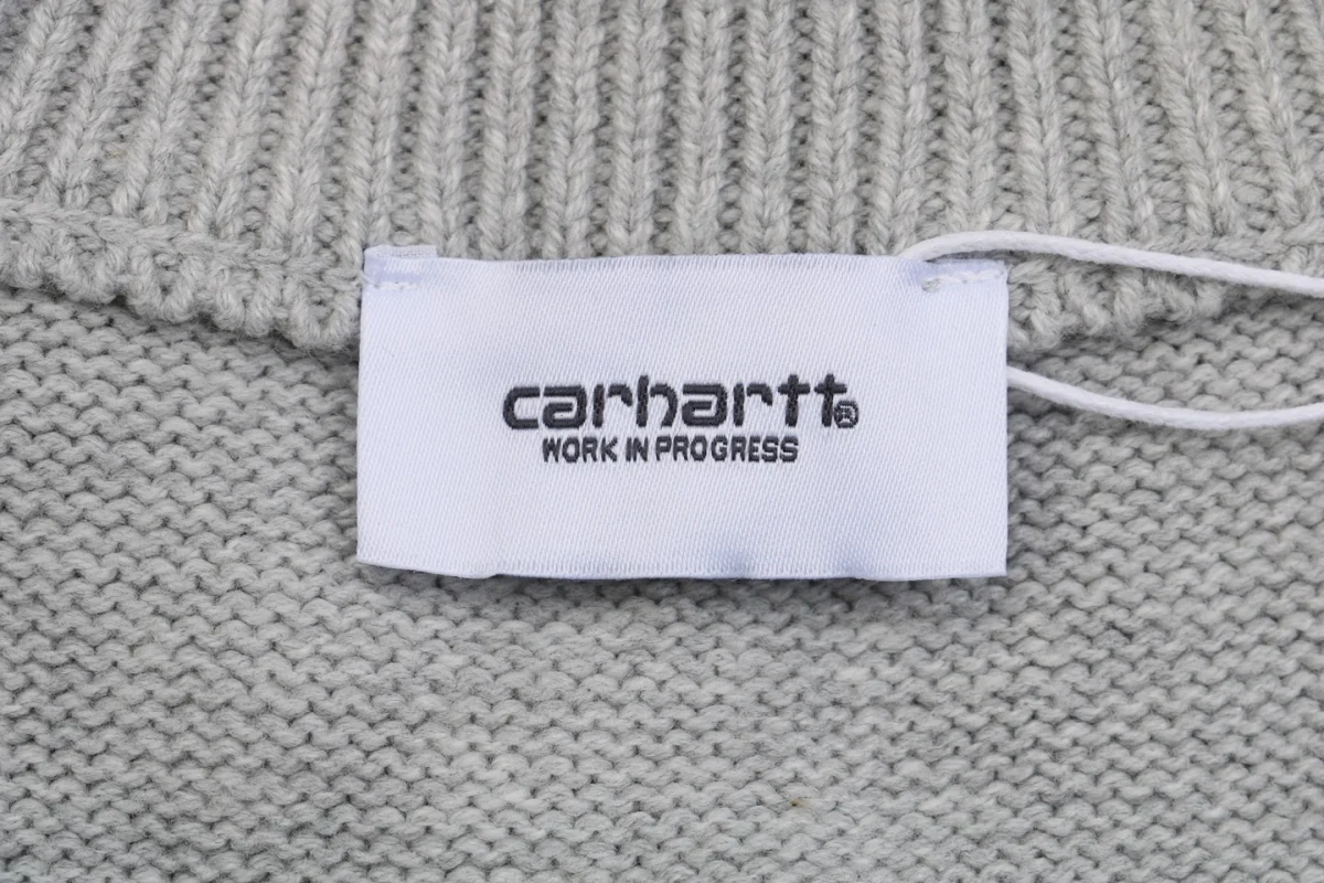 Carhartt logo tag