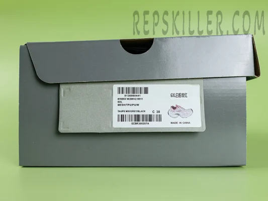 Shoe box
