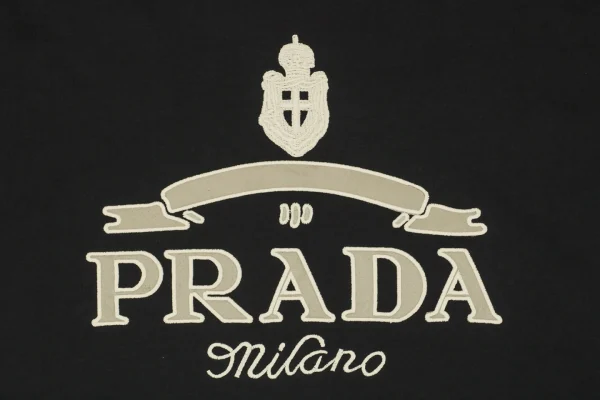 logo print