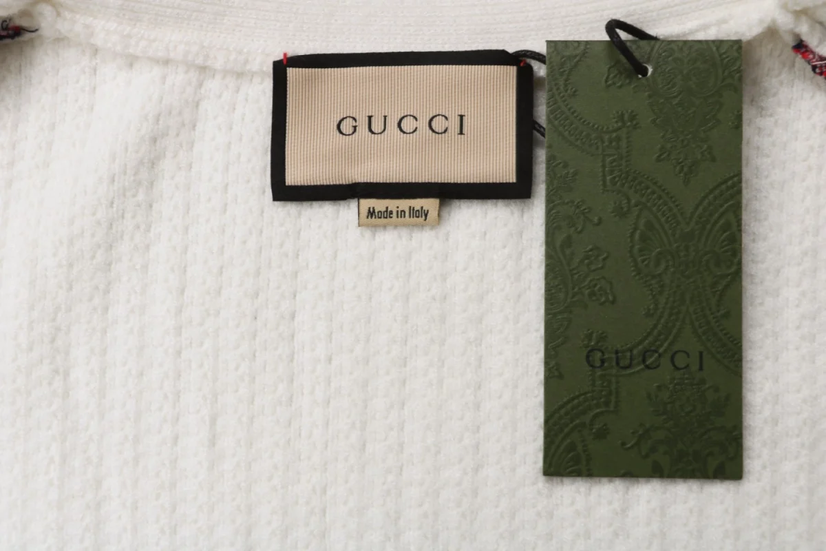 logo tag