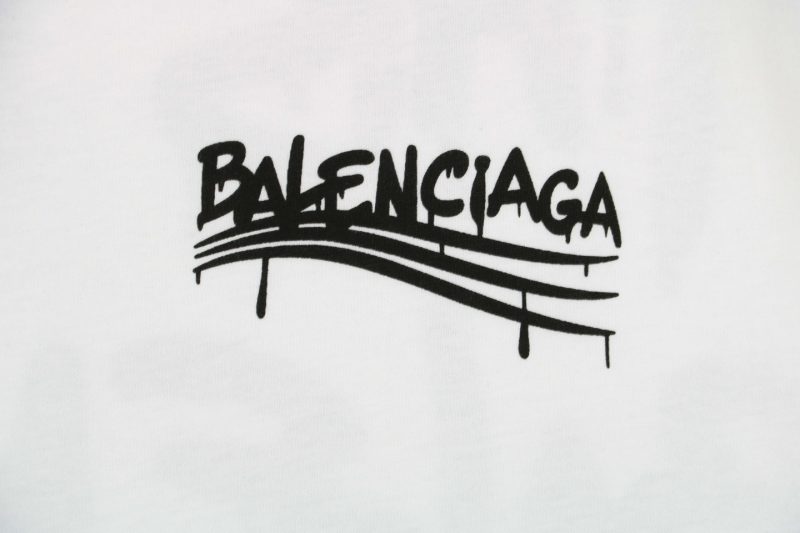 Balenciaga Double-B Graffiti Letter Print Short-Sleeve T-Shirt - Image 6