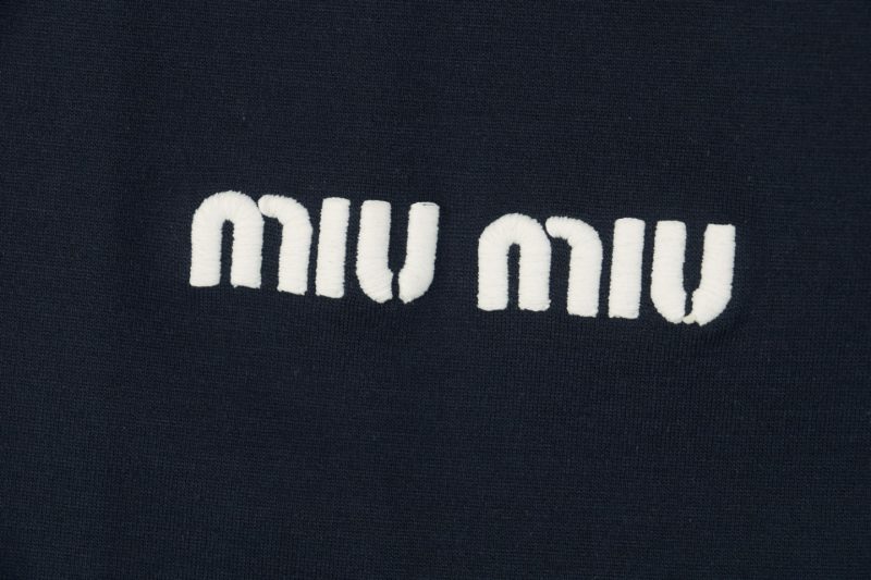 Miu Miu Small Logo Embroidery Piped Jacket - Image 6