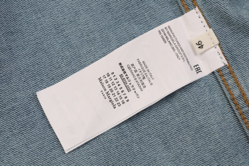 Maison Margiela Four-Stitch Detail Inverted Lettering Denim Jacket - Image 9