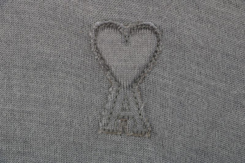 Ami Embossed Heart Embroidery Basic Polo Sweater Grey - Image 6