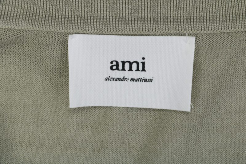 Ami Embossed Heart Embroidery Basic Polo Sweater Green - Image 8