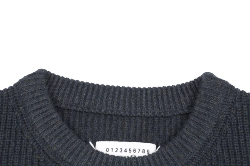 Maison Margiela Back Four-Stitch Detail Plain Crew Neck Sweater - Image 7