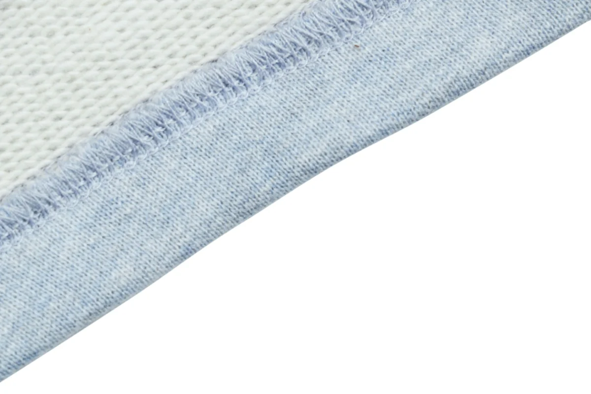 Ami Back Pocket Heart Embroidery Shorts (Beige/Brown/Black/Blue)