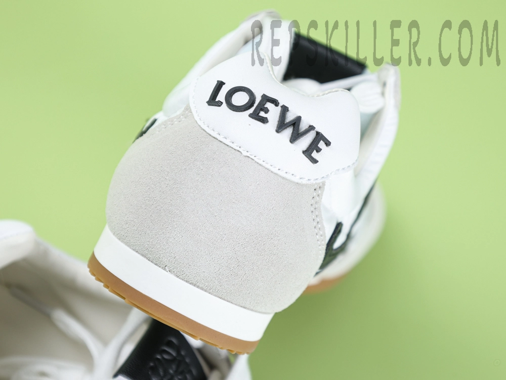 L Ballet Runner 2.0 ‘White/Black’