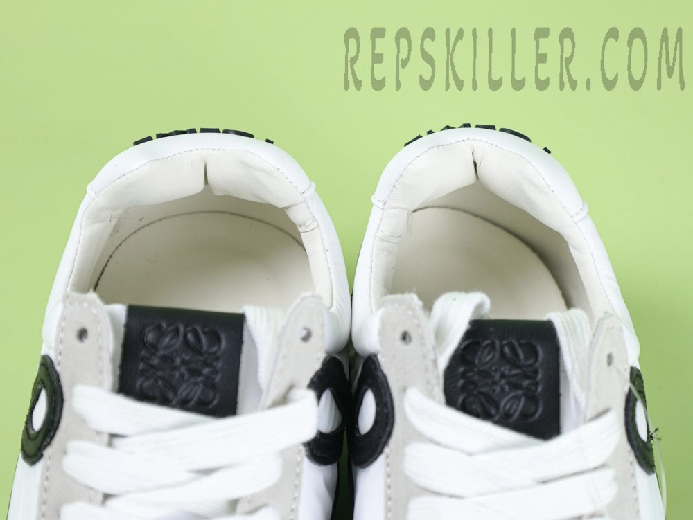 L Ballet Runner 2.0 ‘White/Black’