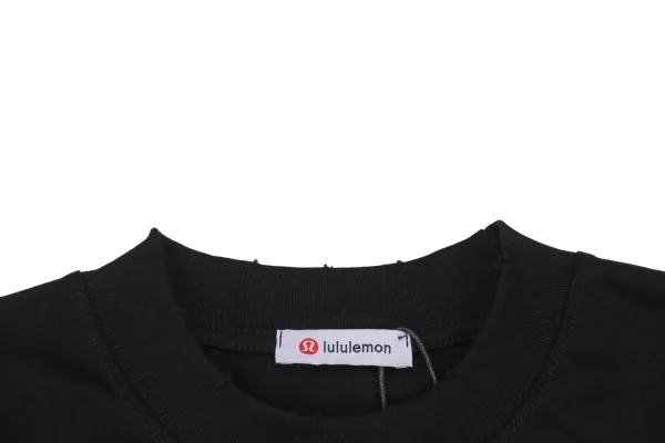 Neckline