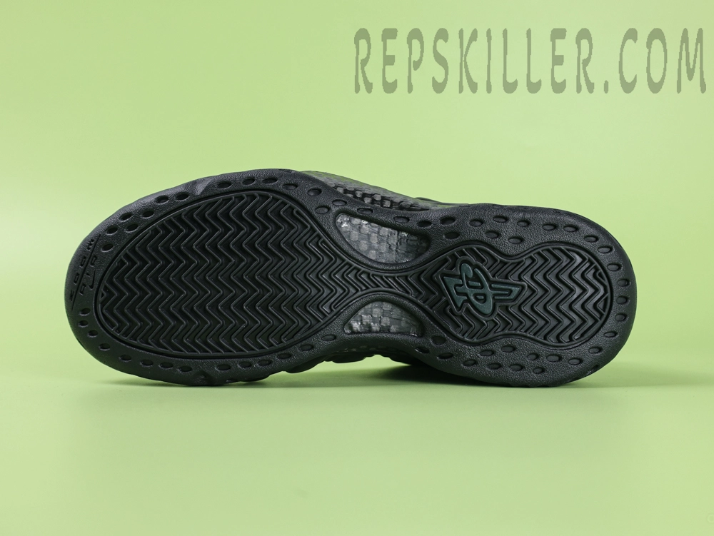 Nike Air Foamposite One ‘Anthracite’
