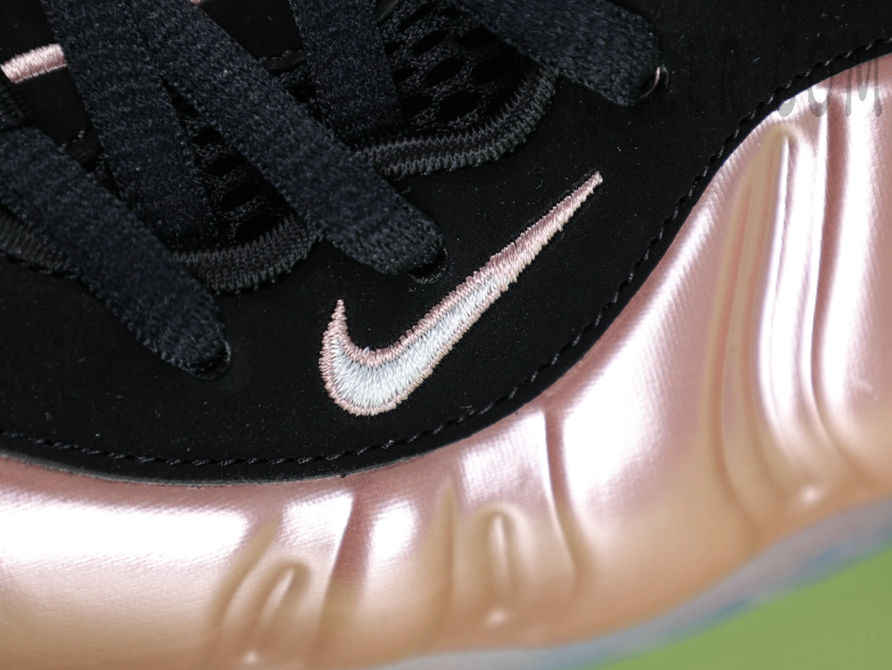 Nike Air Foamposite One ‘Rust Pink’